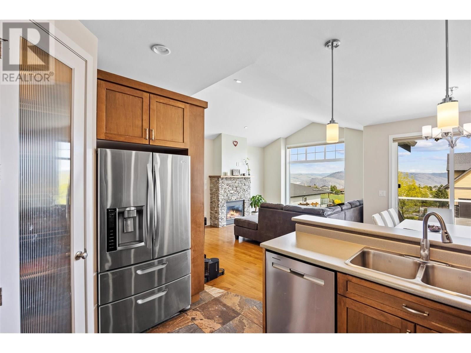 2201 LINFIELD DRIVE Image 13