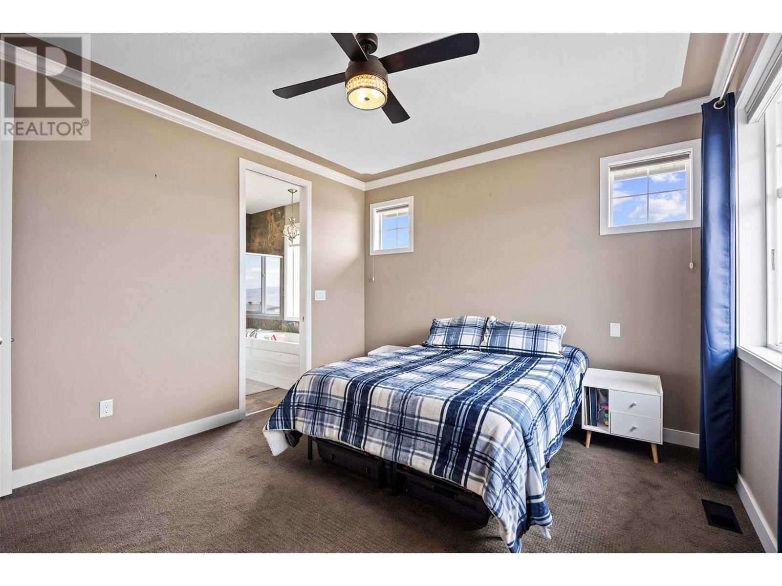 2201 LINFIELD DRIVE Image 17