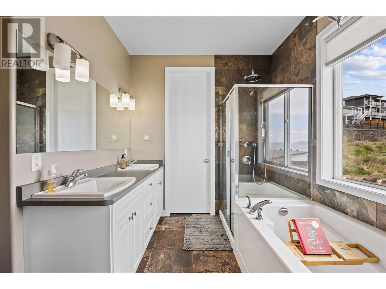 2201 LINFIELD DRIVE Image 21