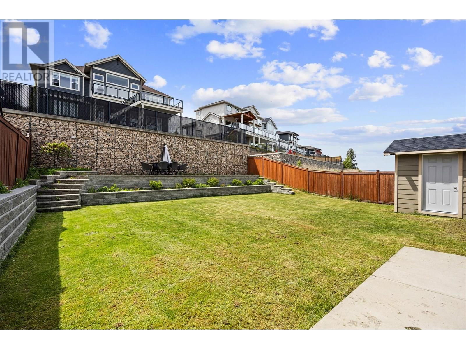2201 LINFIELD DRIVE Image 43