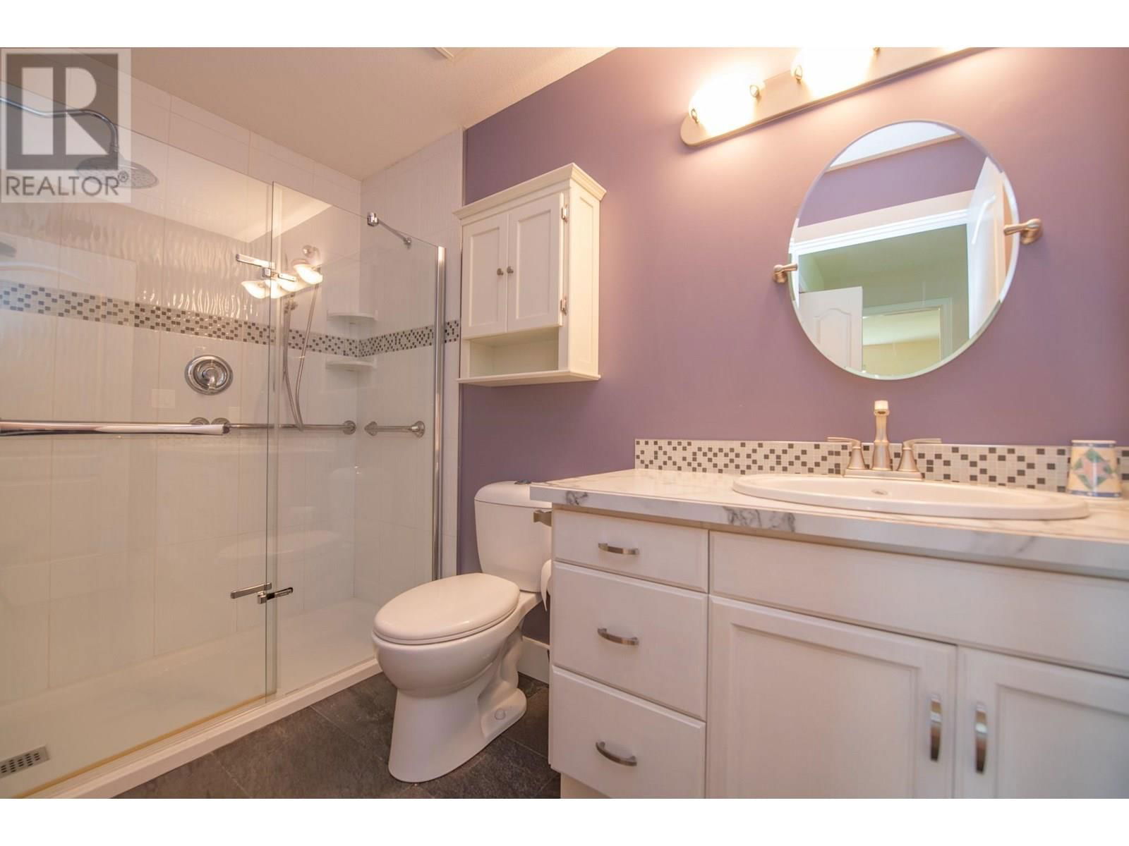 57 - 2675 PINE AVENUE Image 17