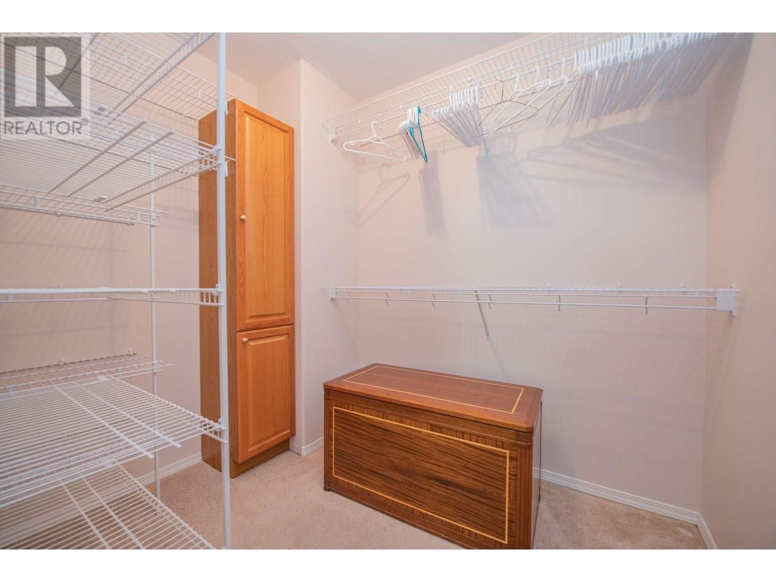 57 - 2675 PINE AVENUE Image 18