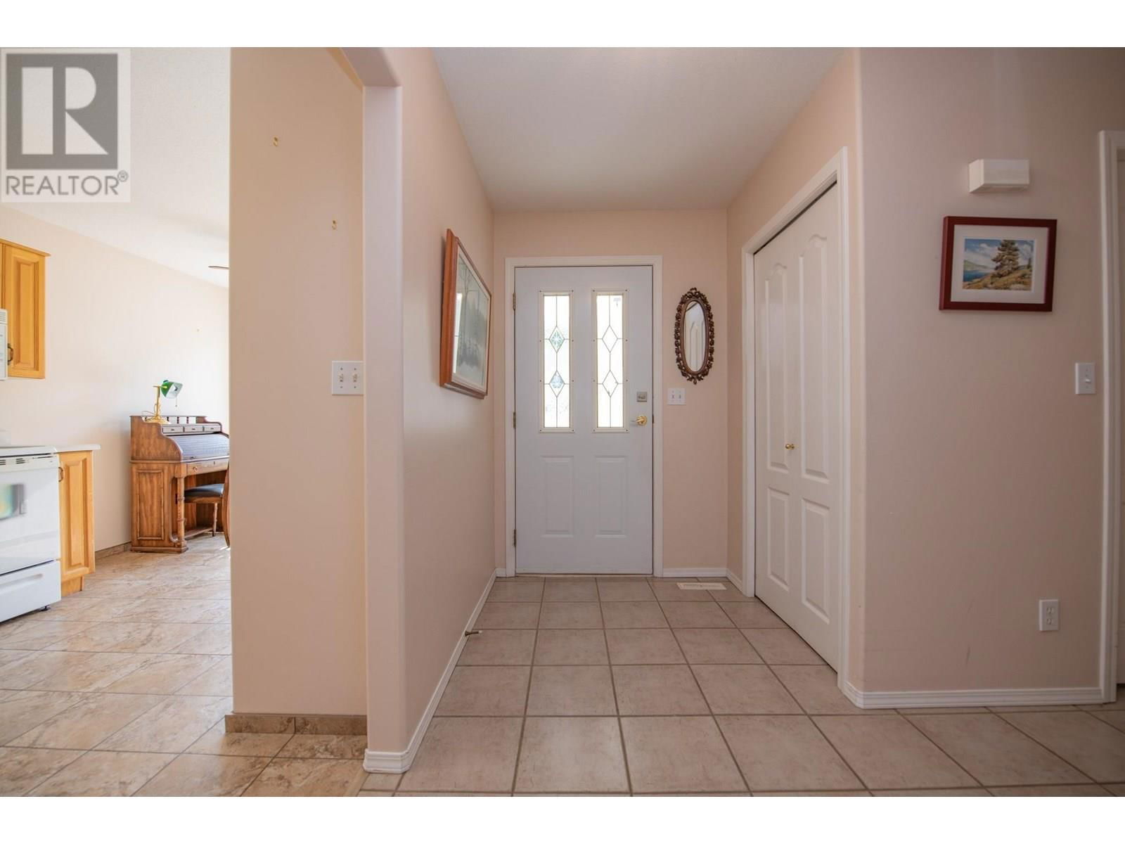 57 - 2675 PINE AVENUE Image 19