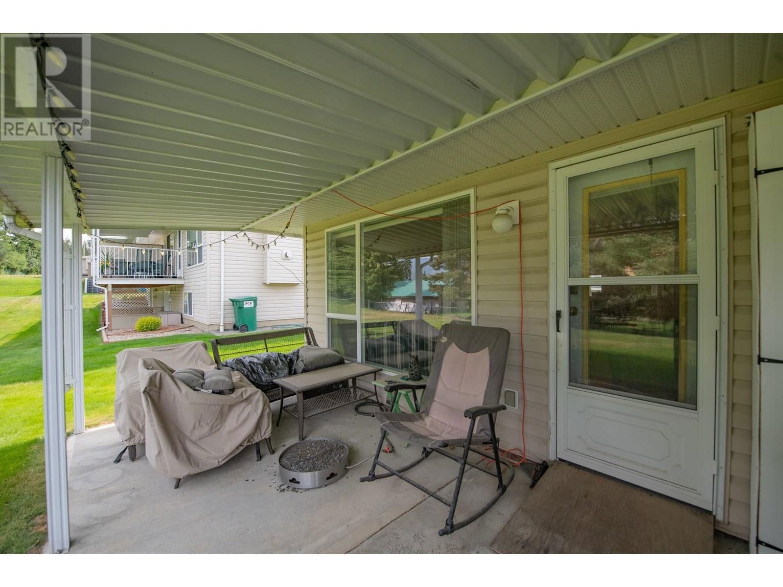 57 - 2675 PINE AVENUE Image 37