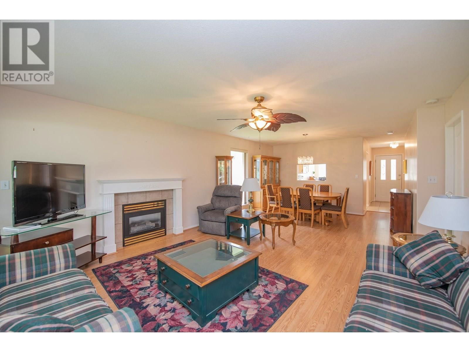57 - 2675 PINE AVENUE Image 6