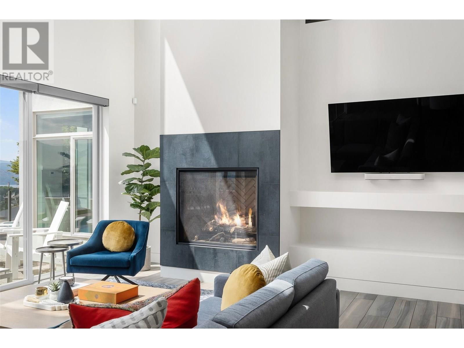 1384 PINOT NOIR DRIVE Image 22