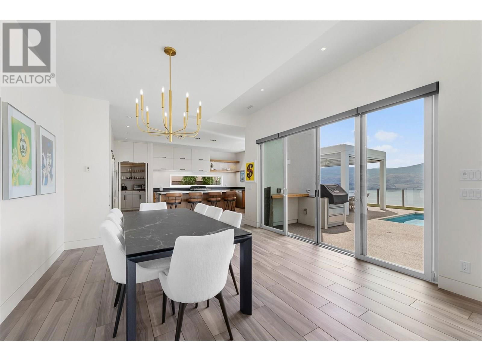 1384 PINOT NOIR DRIVE Image 23