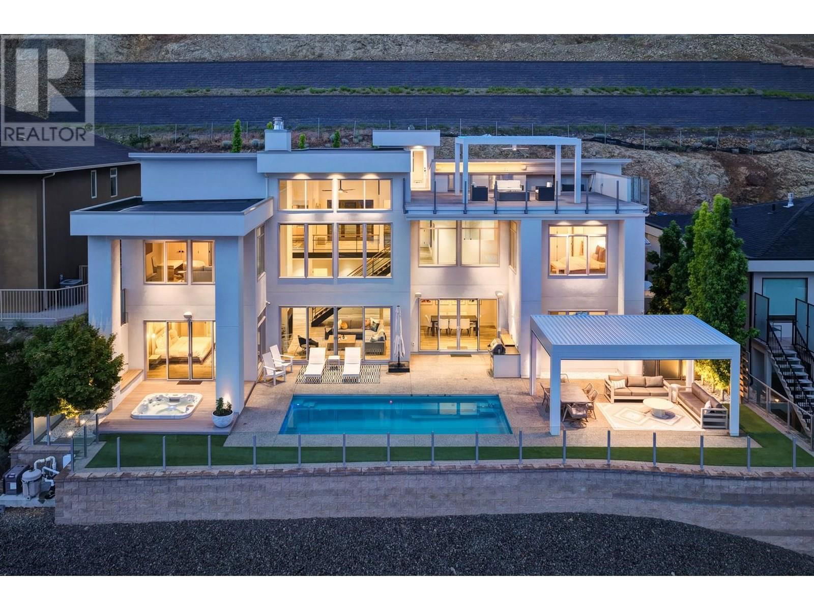 1384 PINOT NOIR DRIVE Image 3