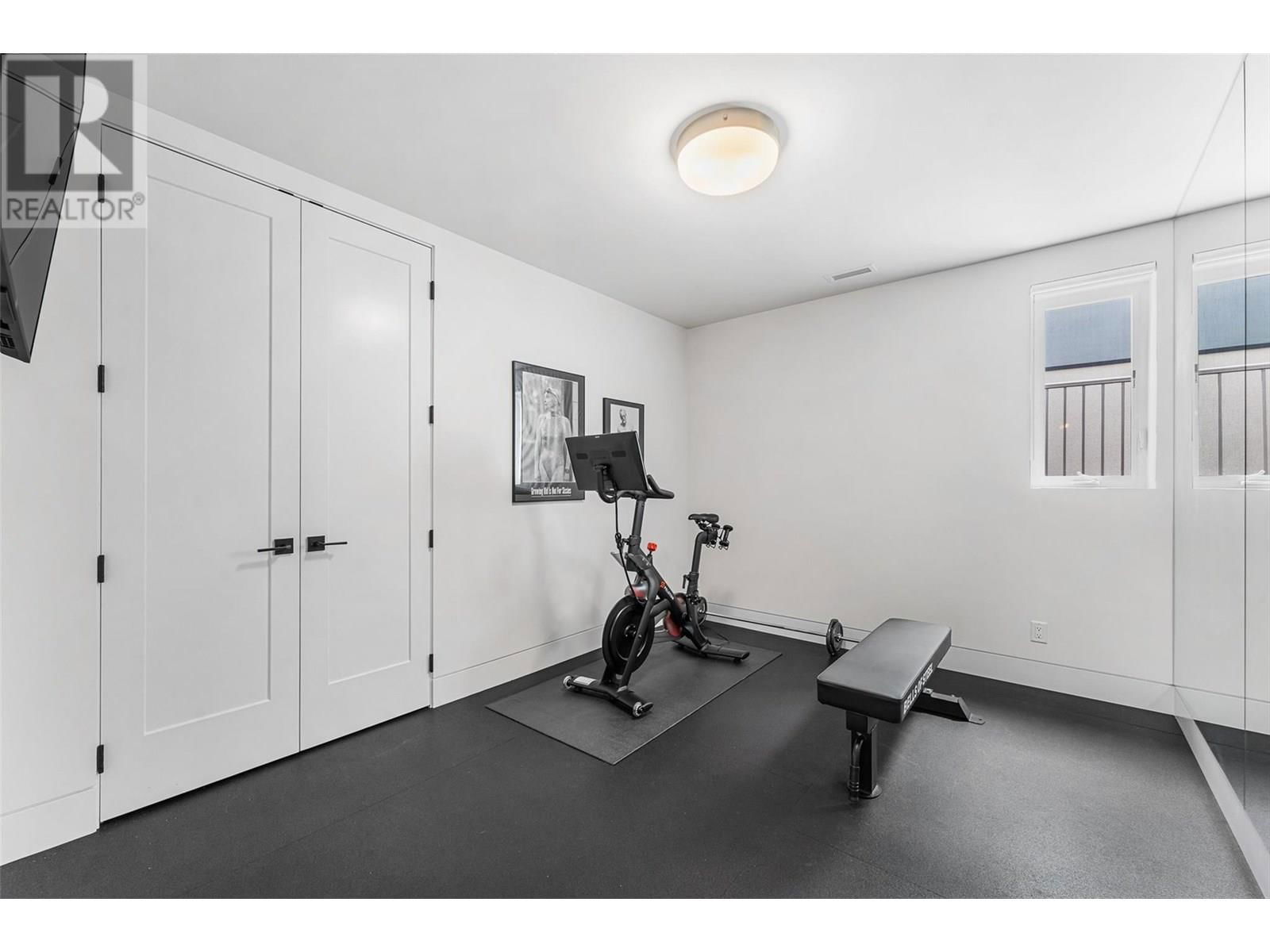 1384 PINOT NOIR DRIVE Image 35