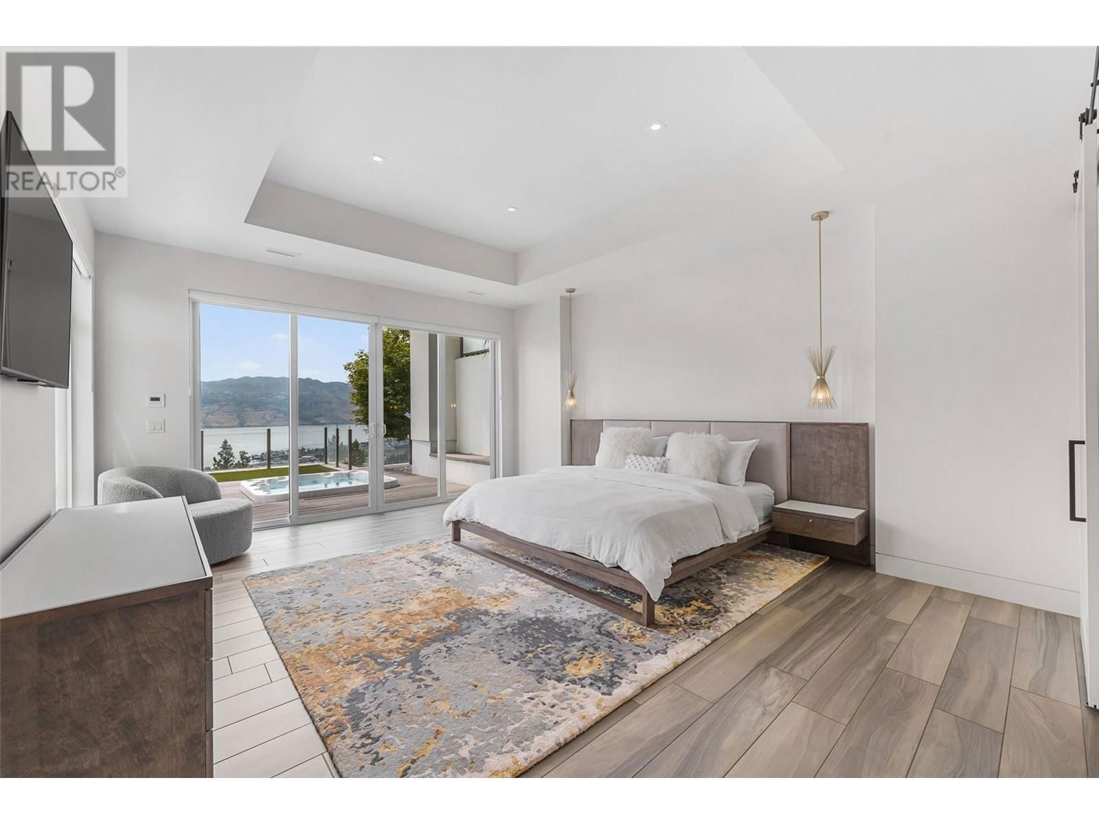 1384 PINOT NOIR DRIVE Image 38