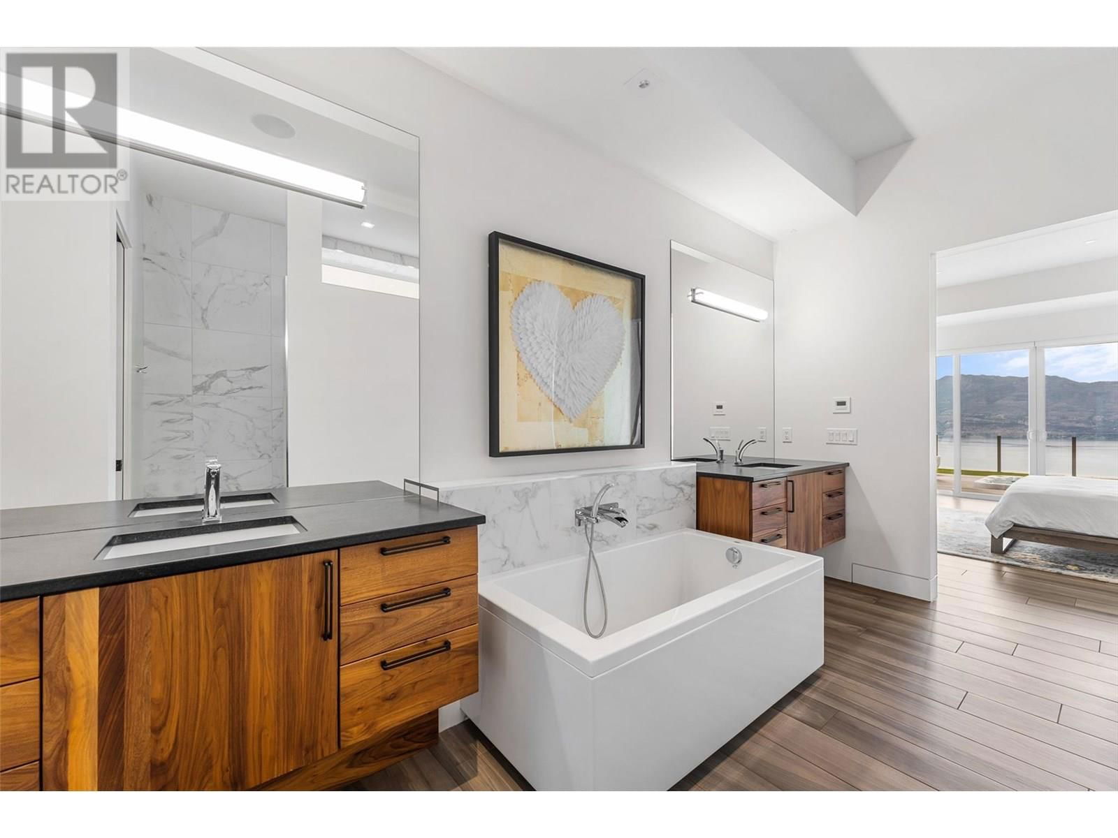 1384 PINOT NOIR DRIVE Image 44
