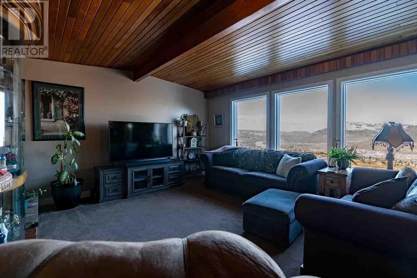396 GLENEAGLES DRIVE Image 11