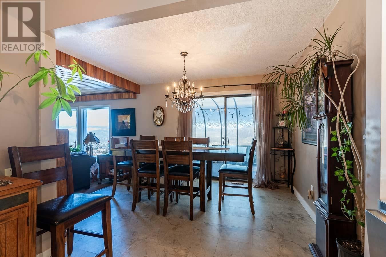 396 GLENEAGLES DRIVE Image 21