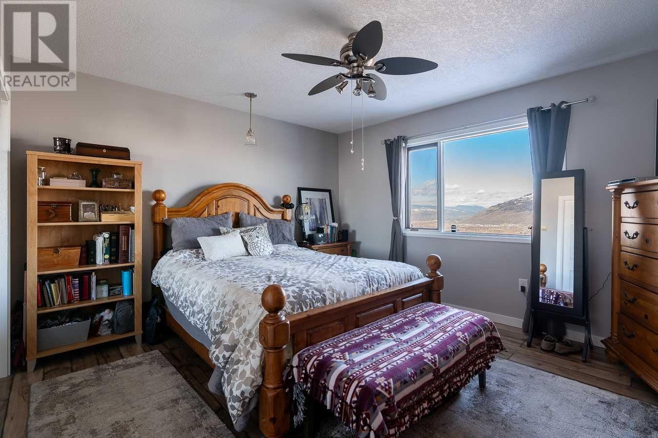 396 GLENEAGLES DRIVE Image 24