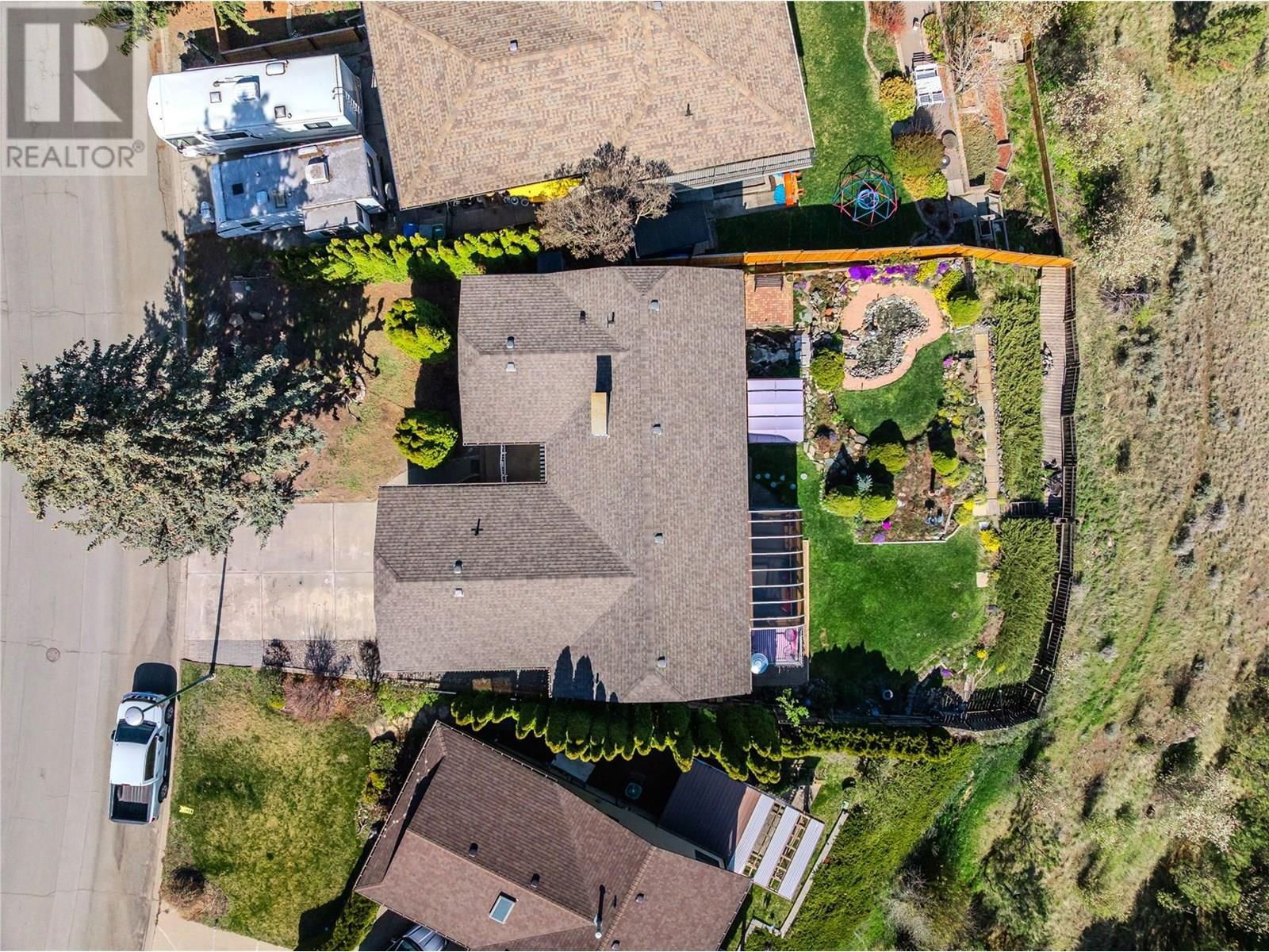 396 GLENEAGLES DRIVE Image 36