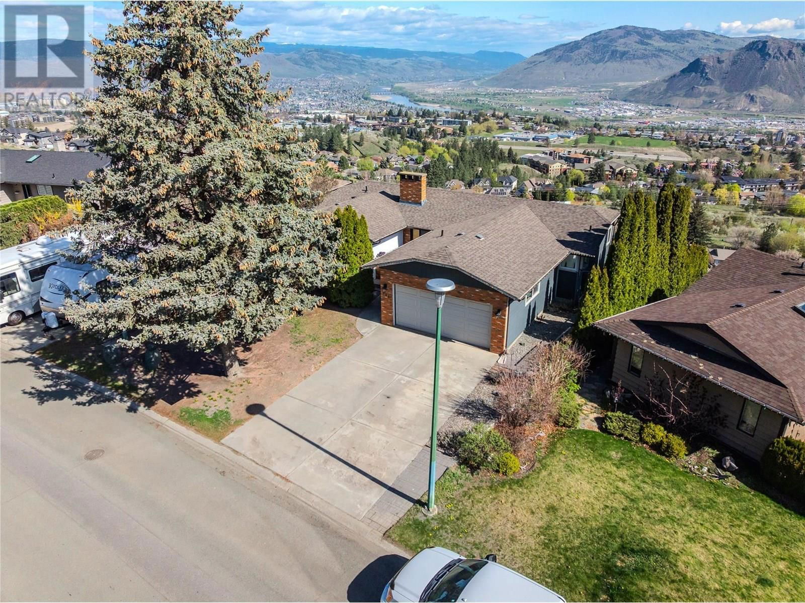 396 GLENEAGLES DRIVE Image 4