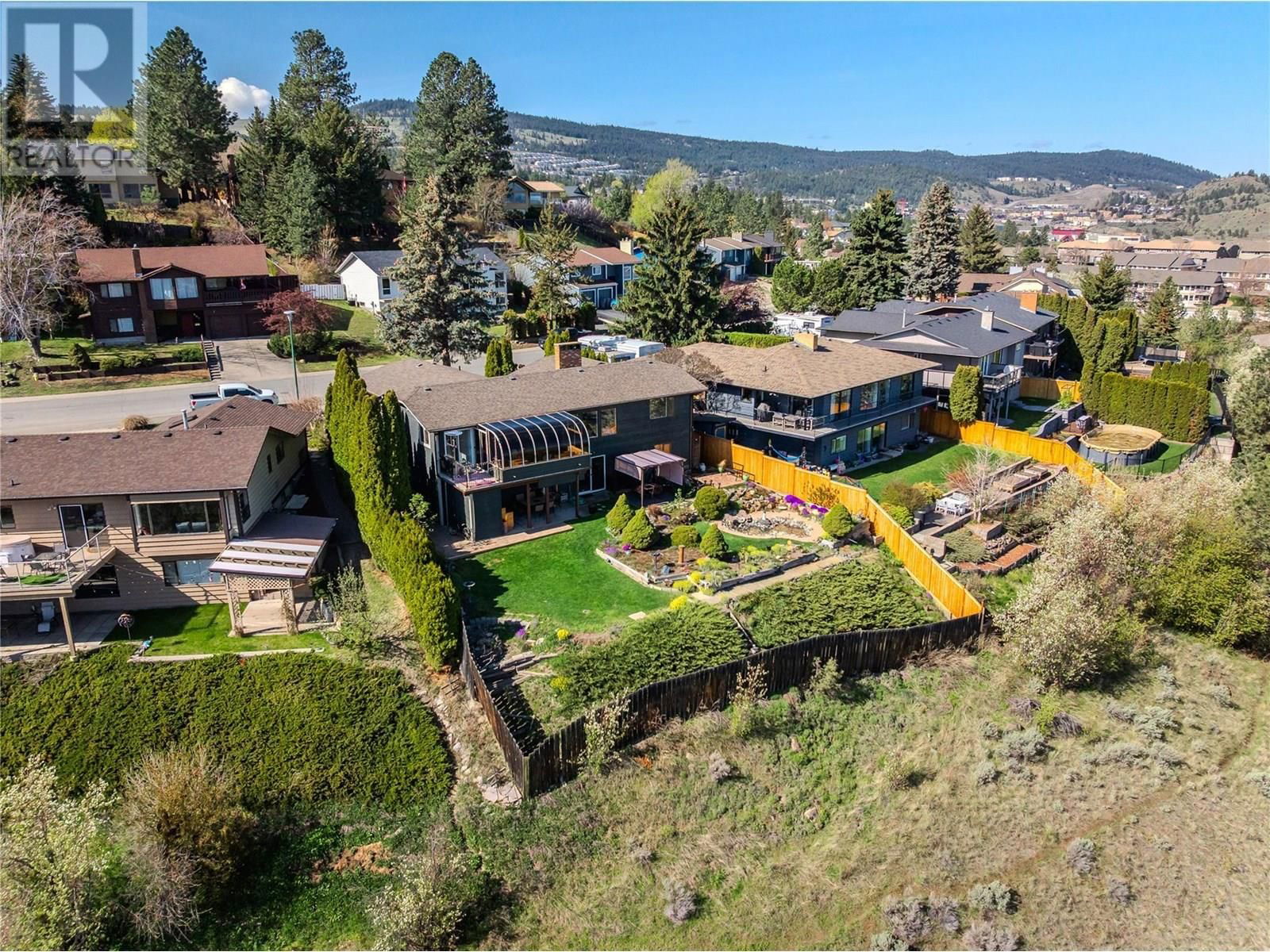 396 GLENEAGLES DRIVE Image 41
