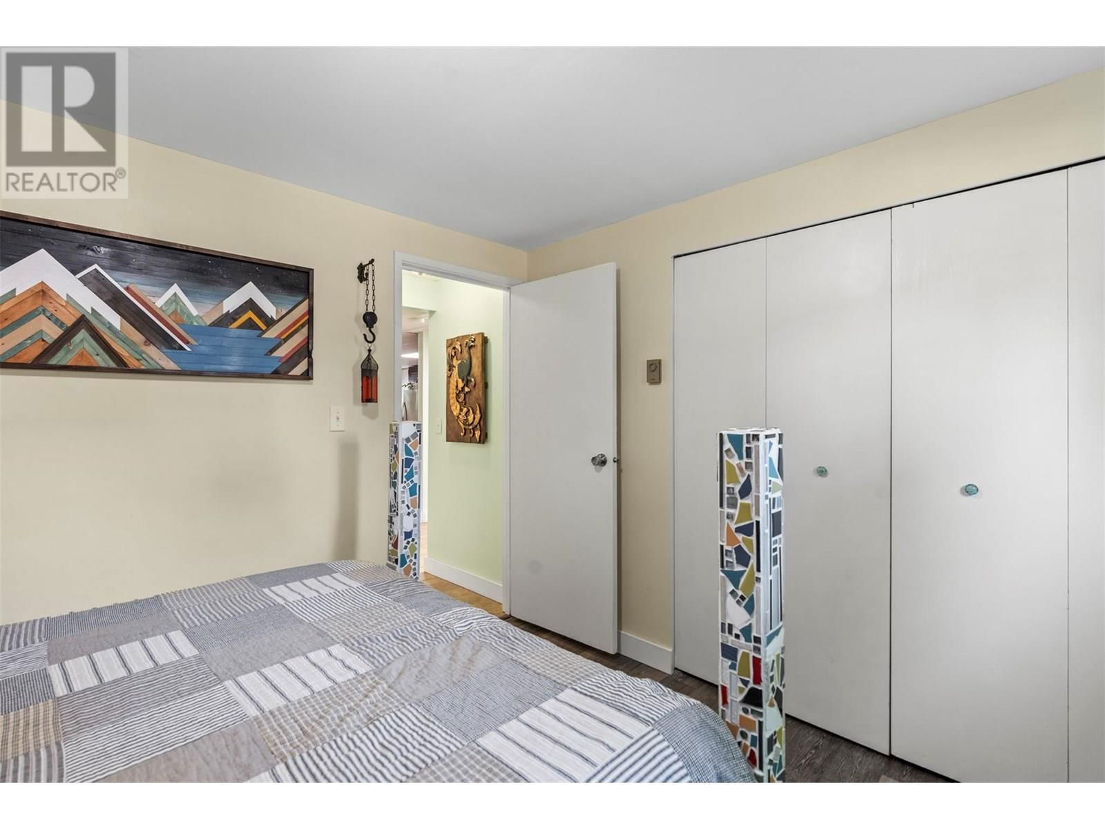 2691 ROSEDALE PLACE Image 17