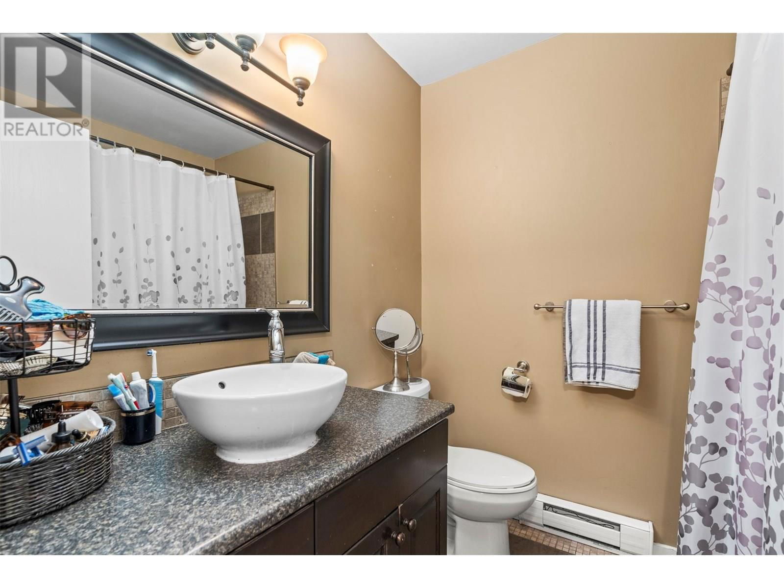 2691 ROSEDALE PLACE Image 43