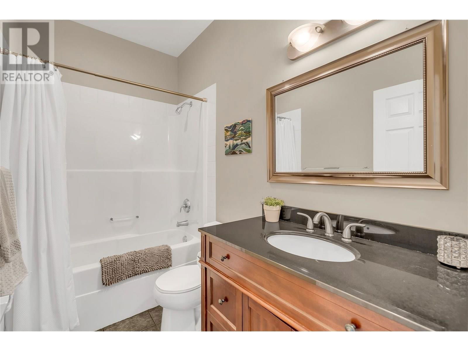 137 WALTON CRESCENT Image 12