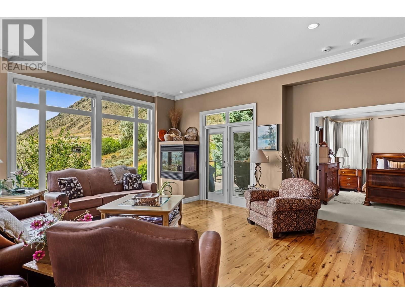 1590 GOLF RIDGE DRIVE Image 12