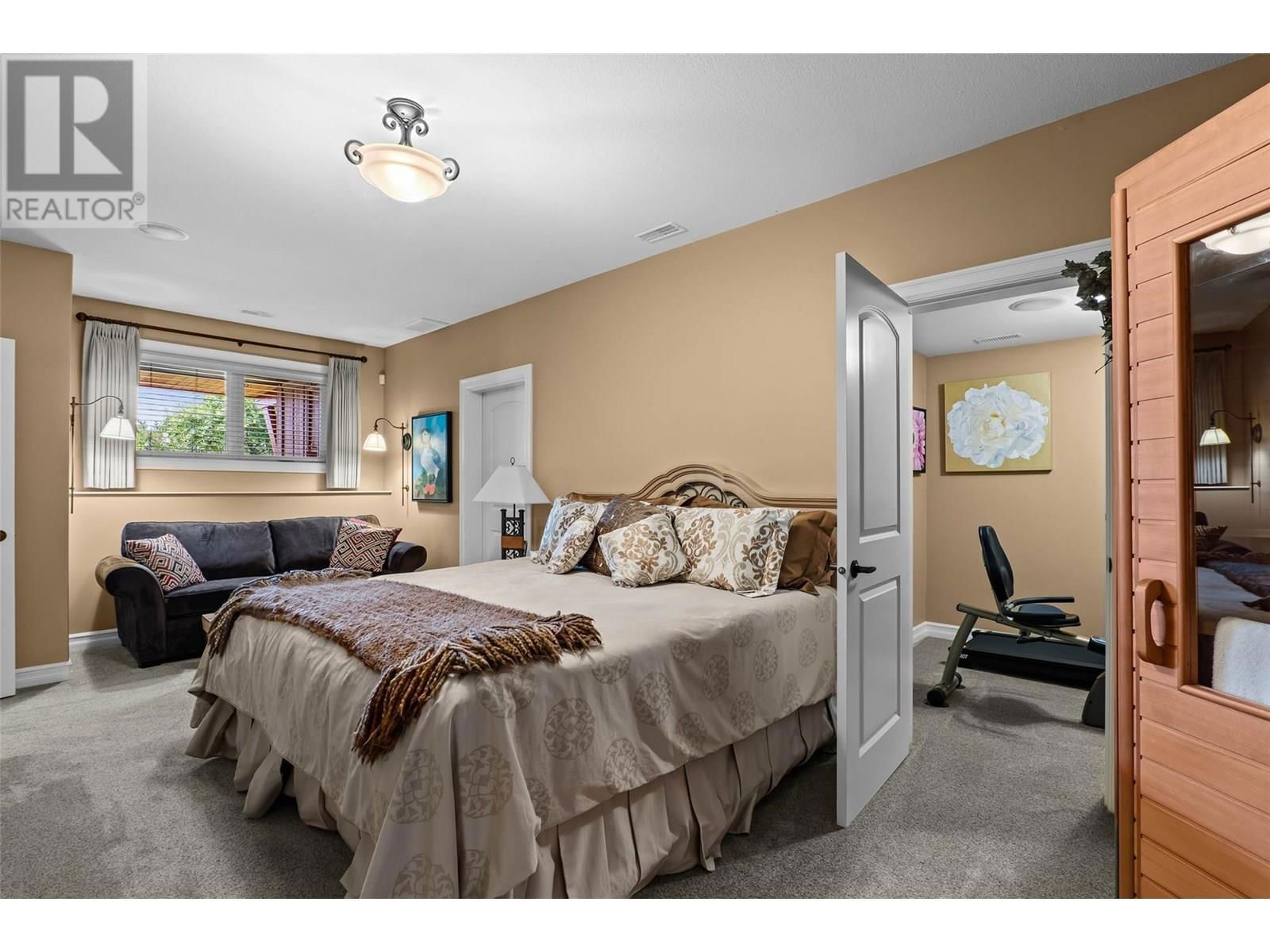 1590 GOLF RIDGE DRIVE Image 24