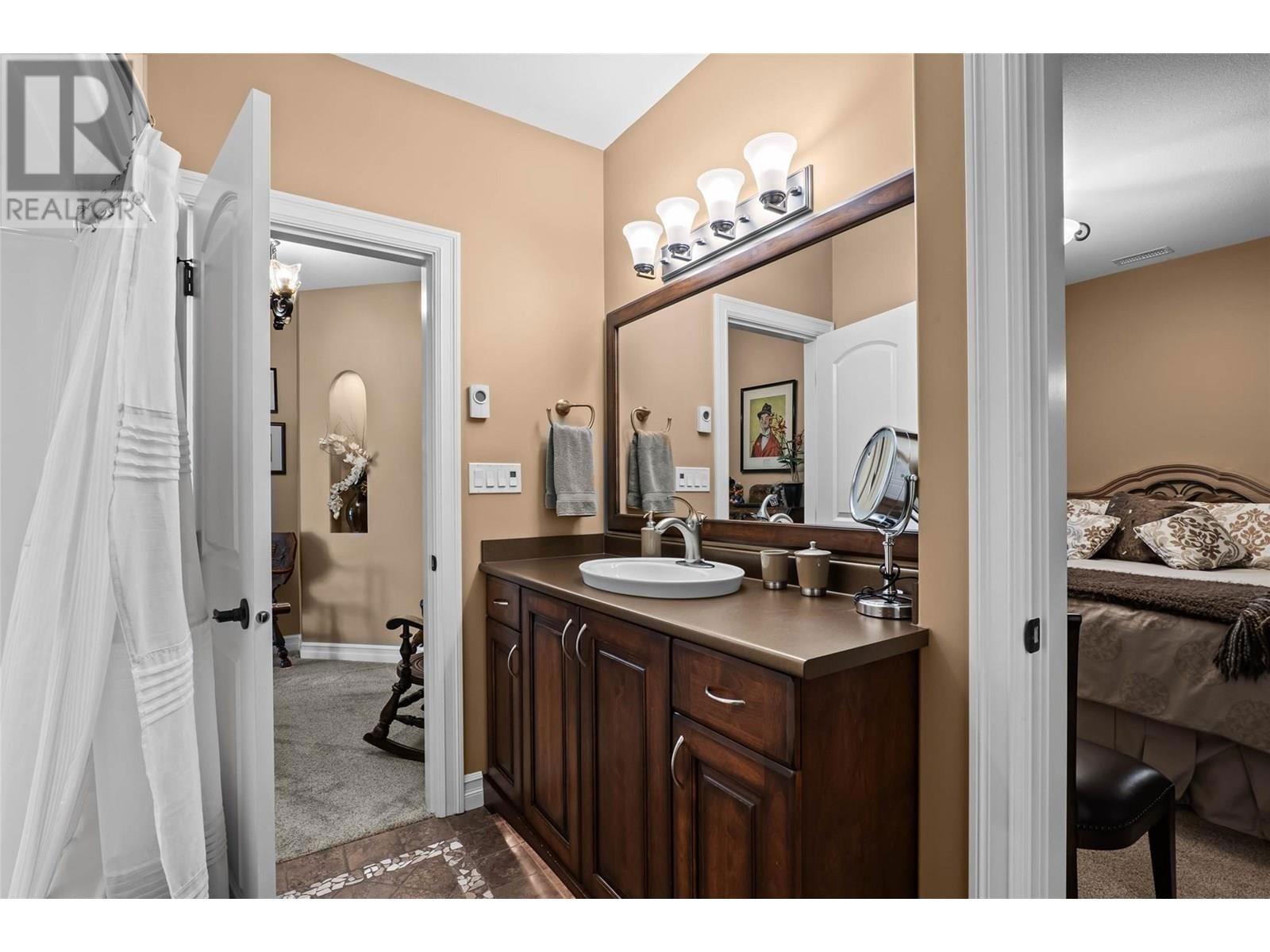 1590 GOLF RIDGE DRIVE Image 25
