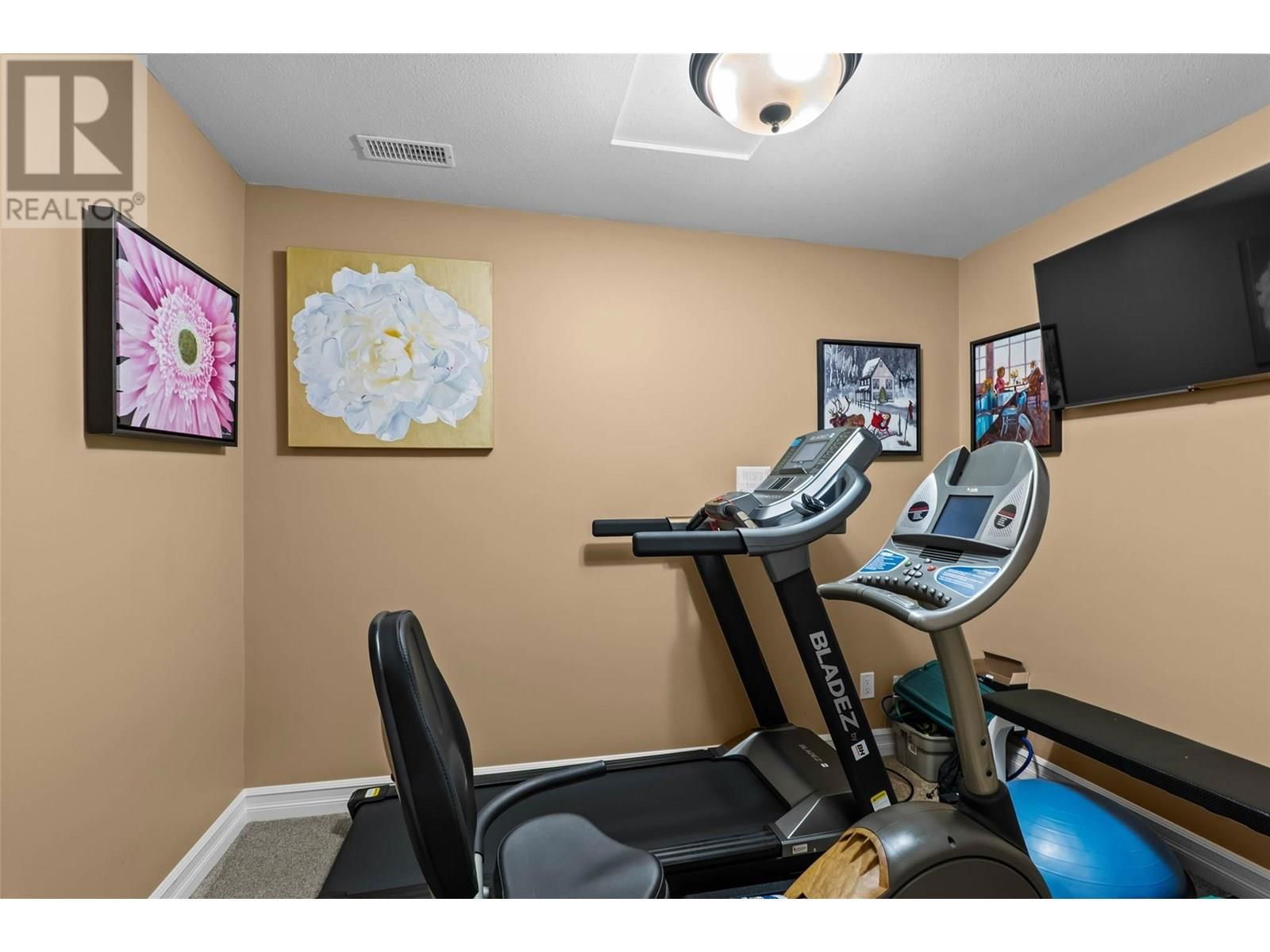 1590 GOLF RIDGE DRIVE Image 26
