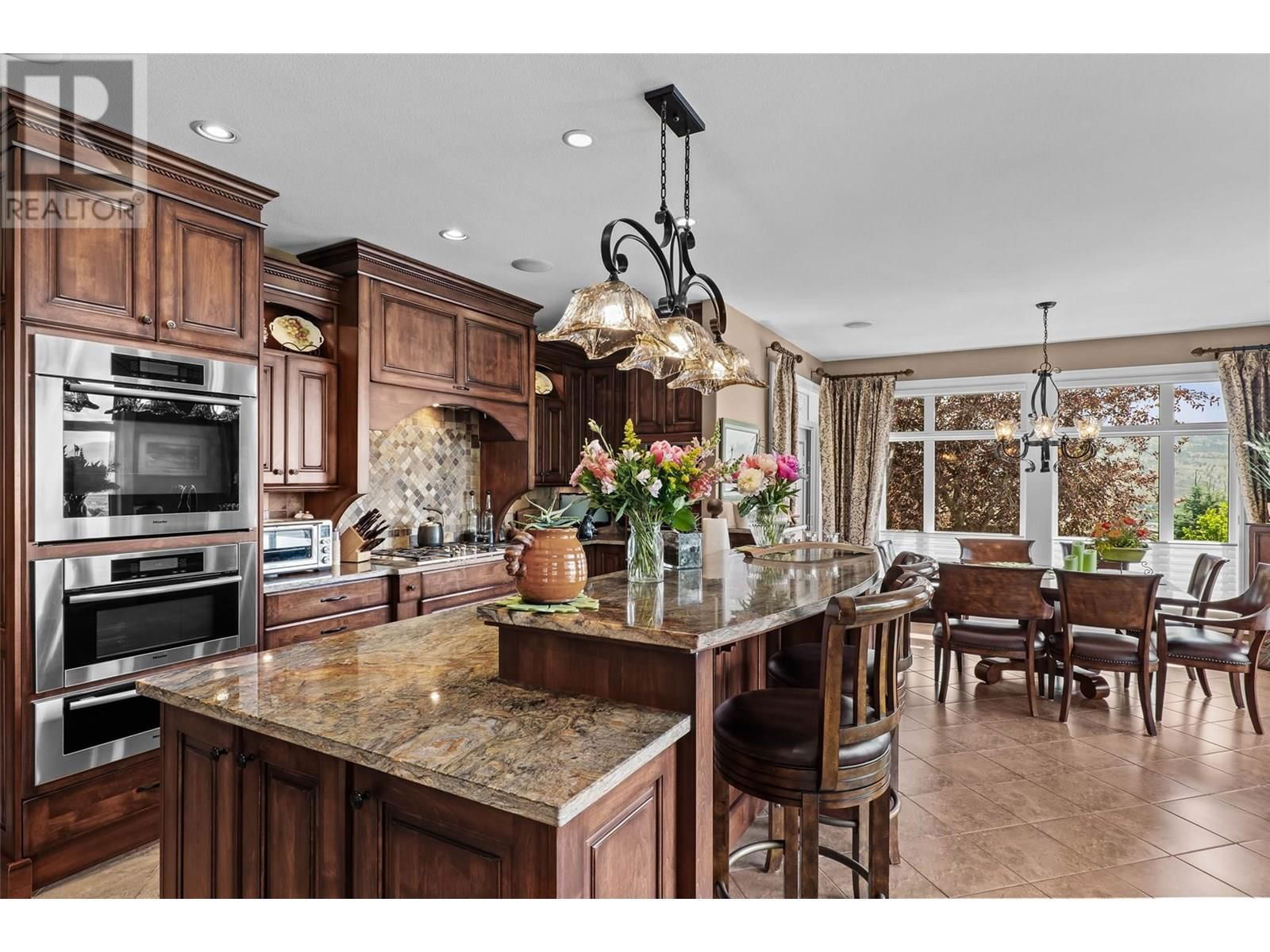 1590 GOLF RIDGE DRIVE Image 4