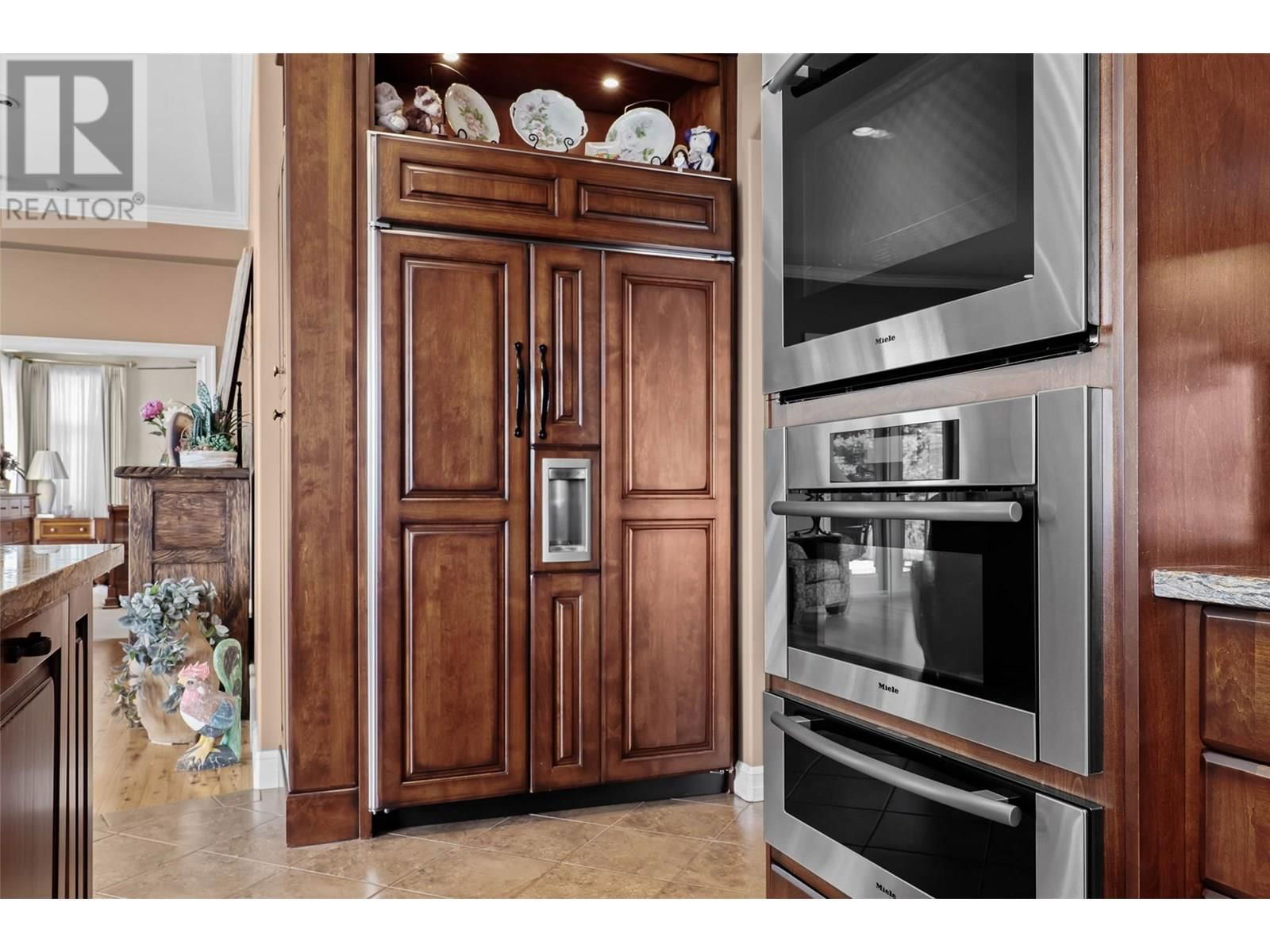 1590 GOLF RIDGE DRIVE Image 8