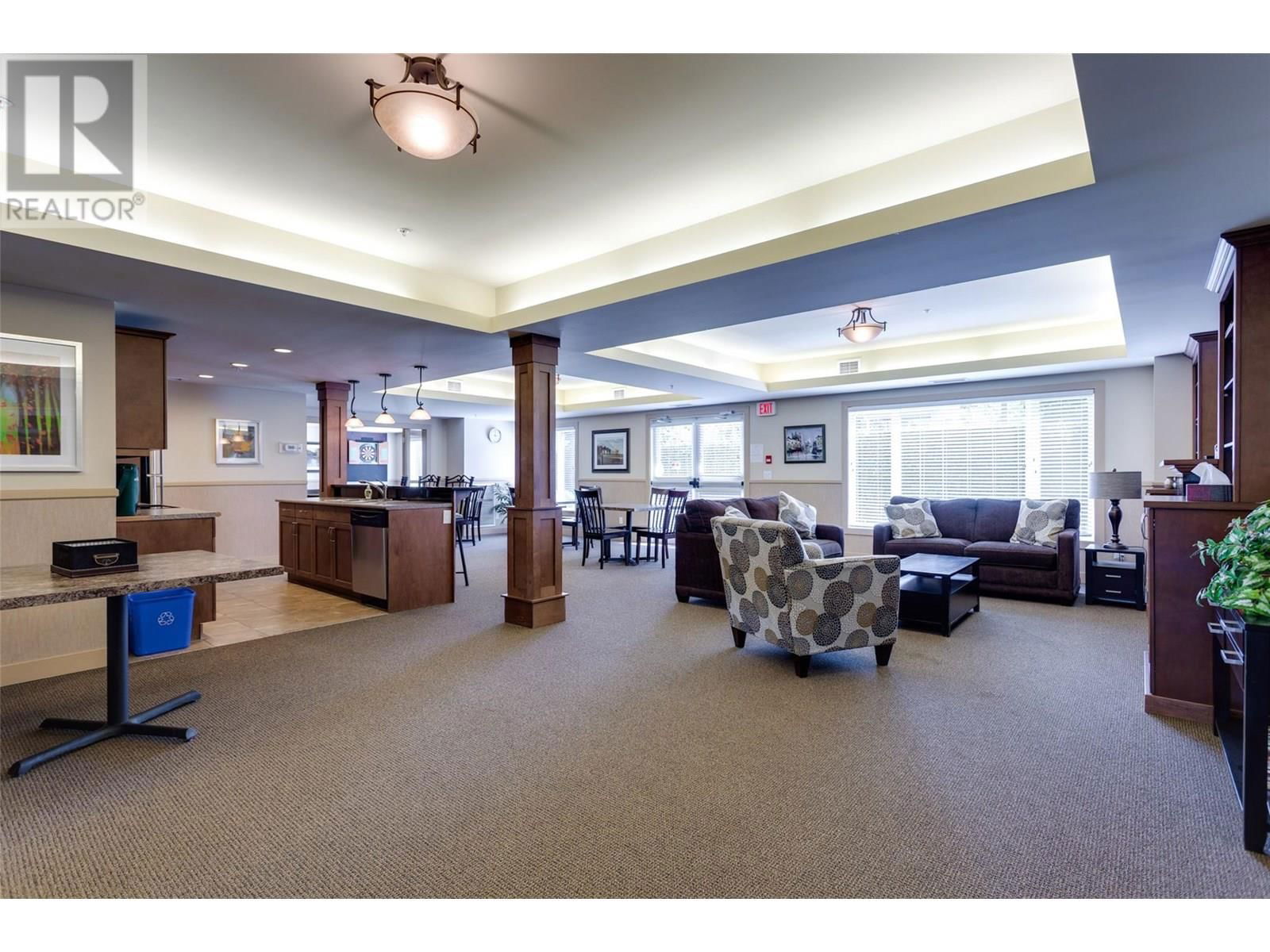 102 - 660 LEQUIME ROAD Image 40