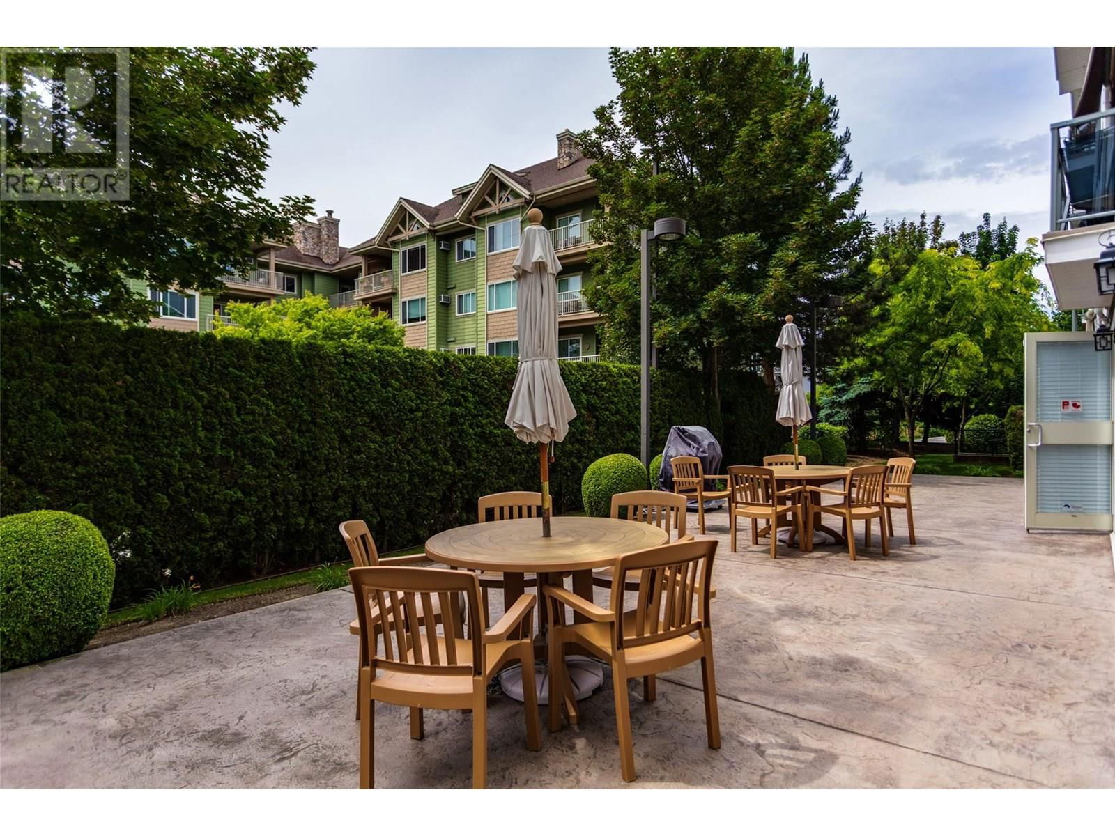 102 - 660 LEQUIME ROAD Image 48