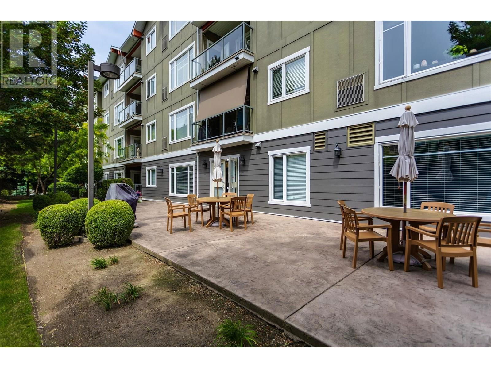 102 - 660 LEQUIME ROAD Image 49
