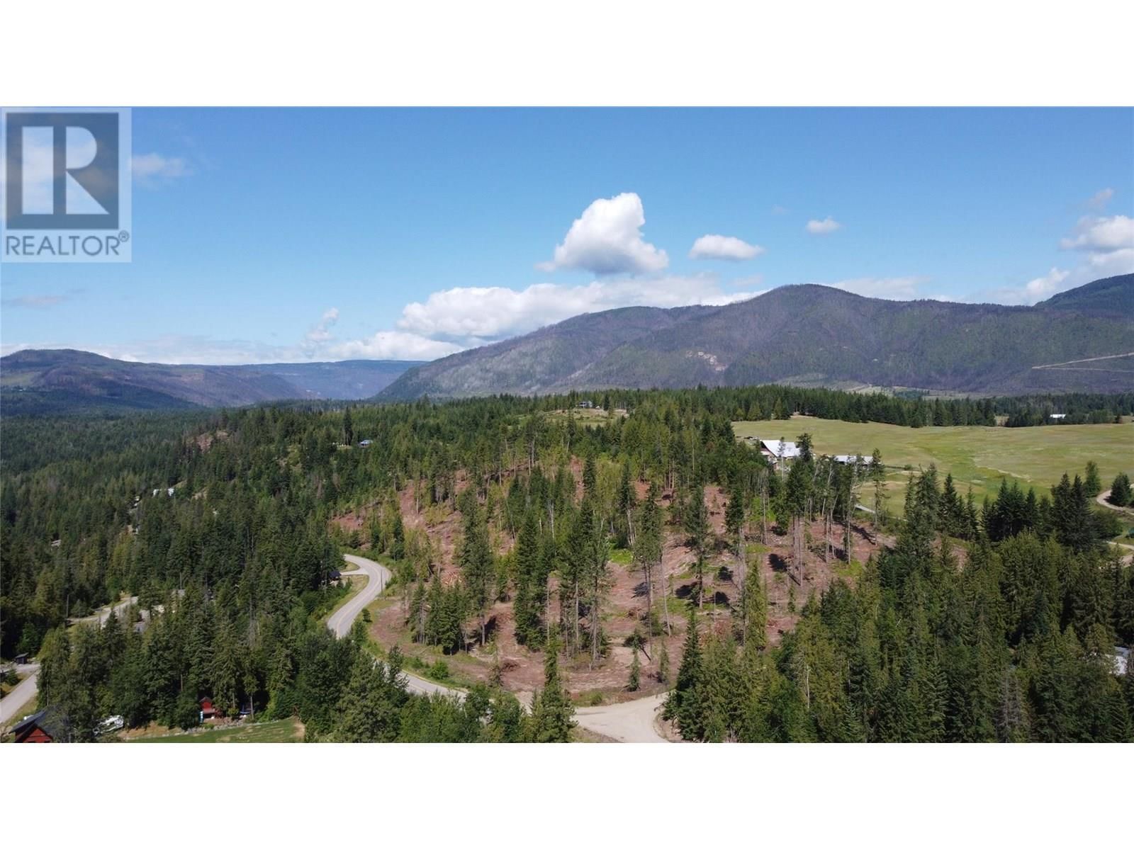 PCL Z Squilax-Anglemont Road, Anglemont, British Columbia V0E 1M8