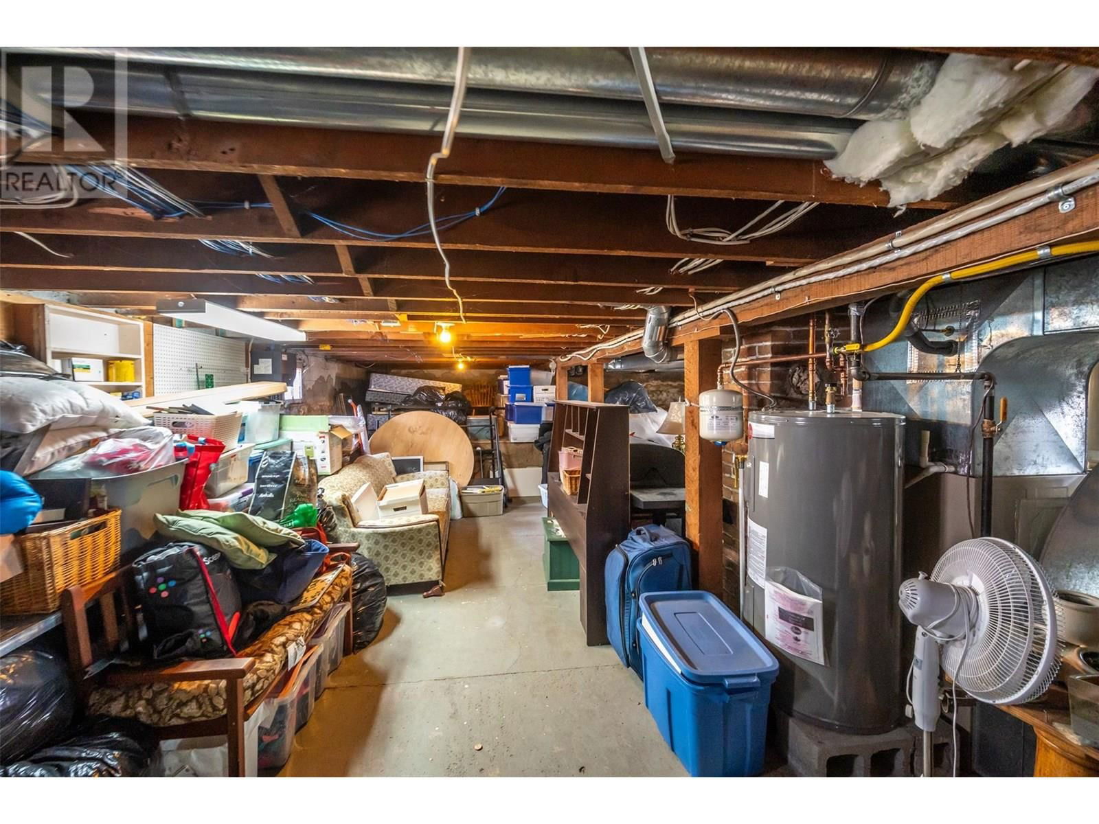 543 MARTIN STREET Image 45