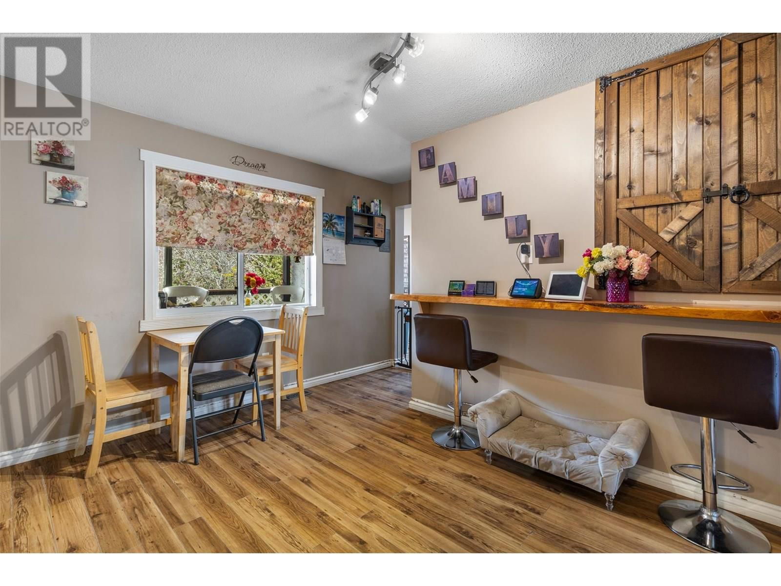 590 LISTER ROAD Image 17