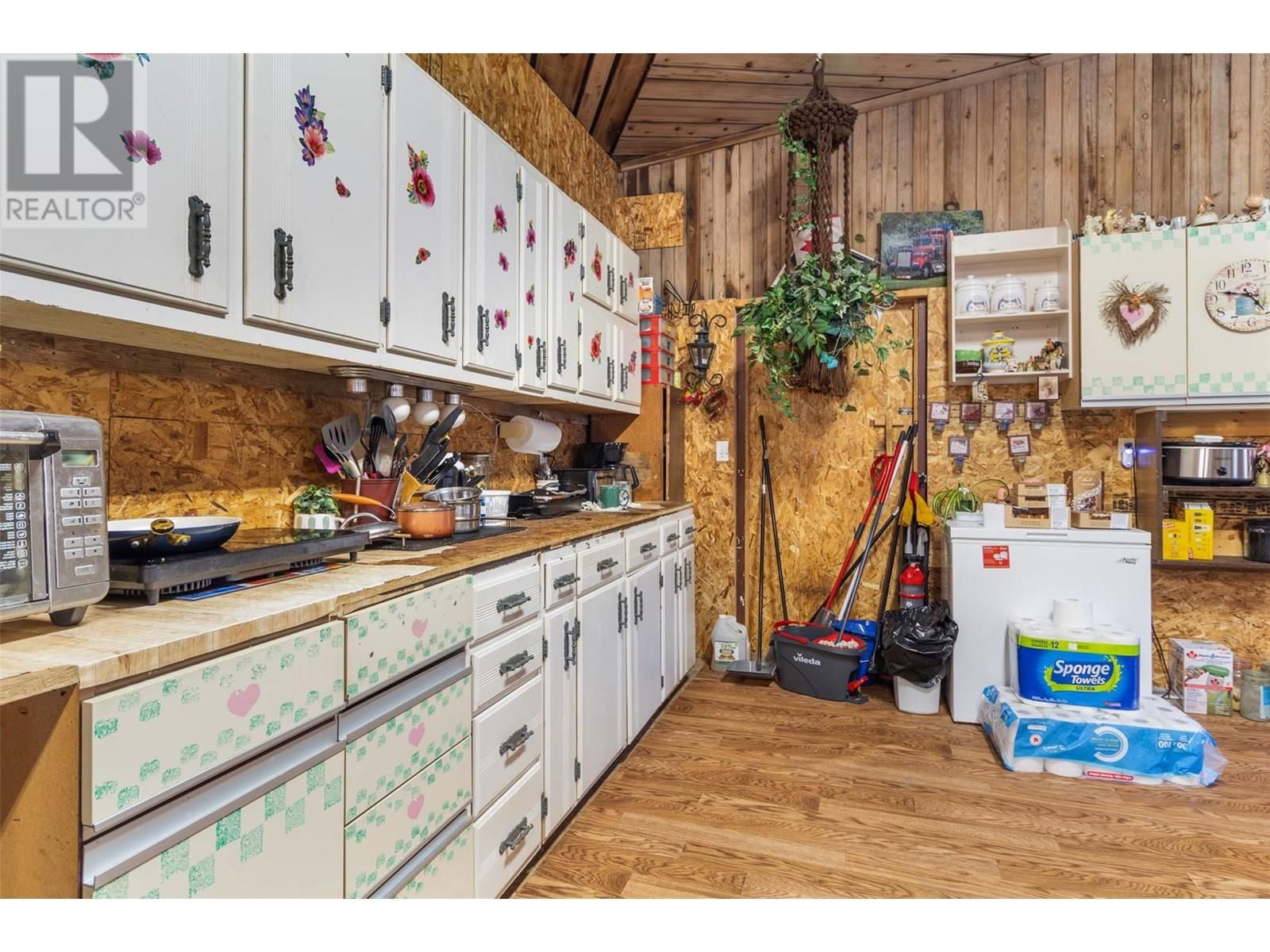 590 LISTER ROAD Image 34