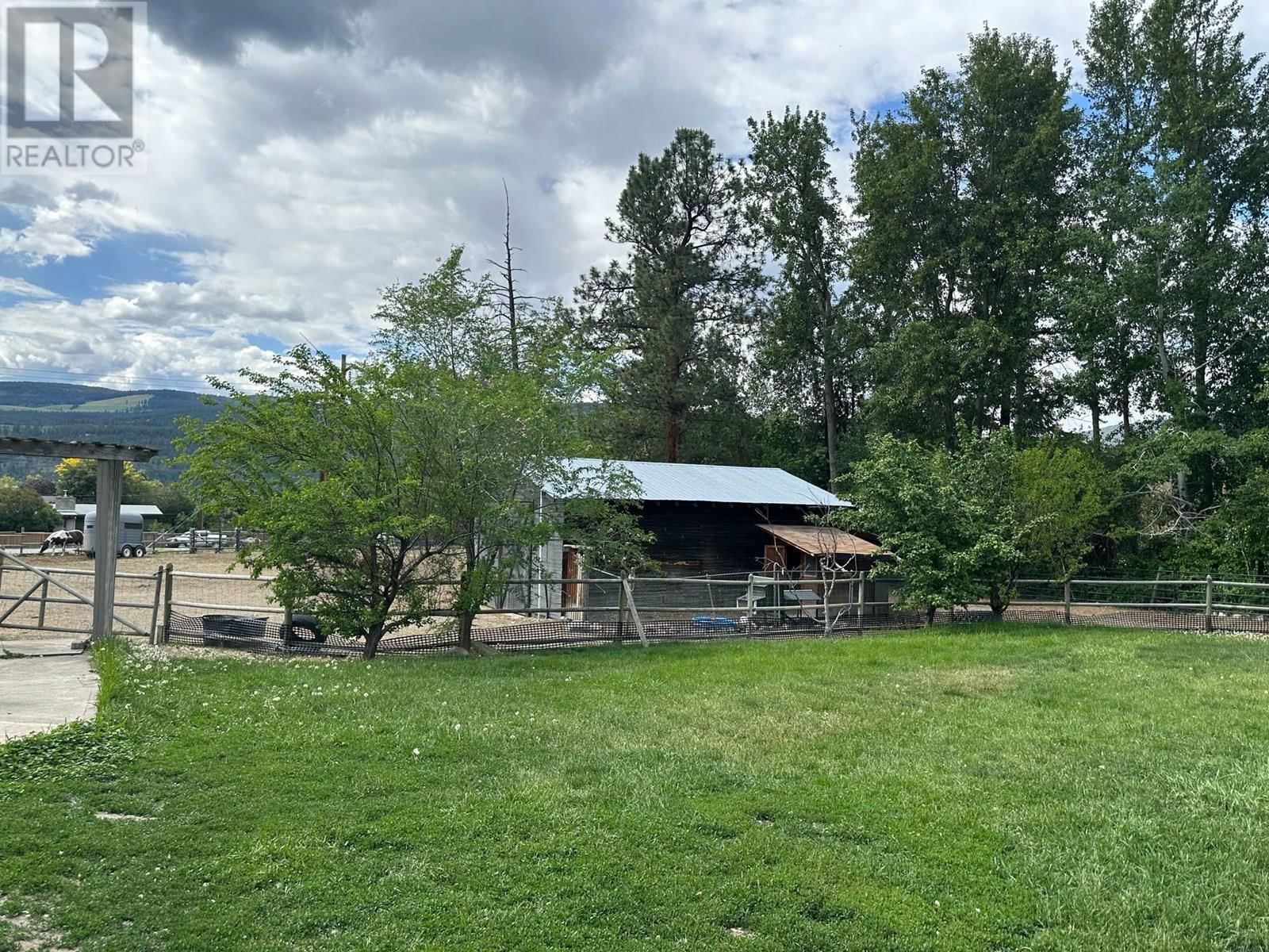 590 LISTER ROAD Image 9