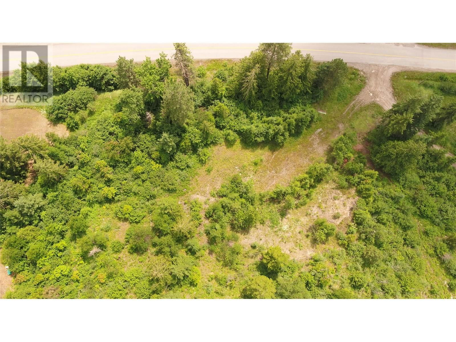 1477 ENDERBY MABEL LAKE ROAD Image 12