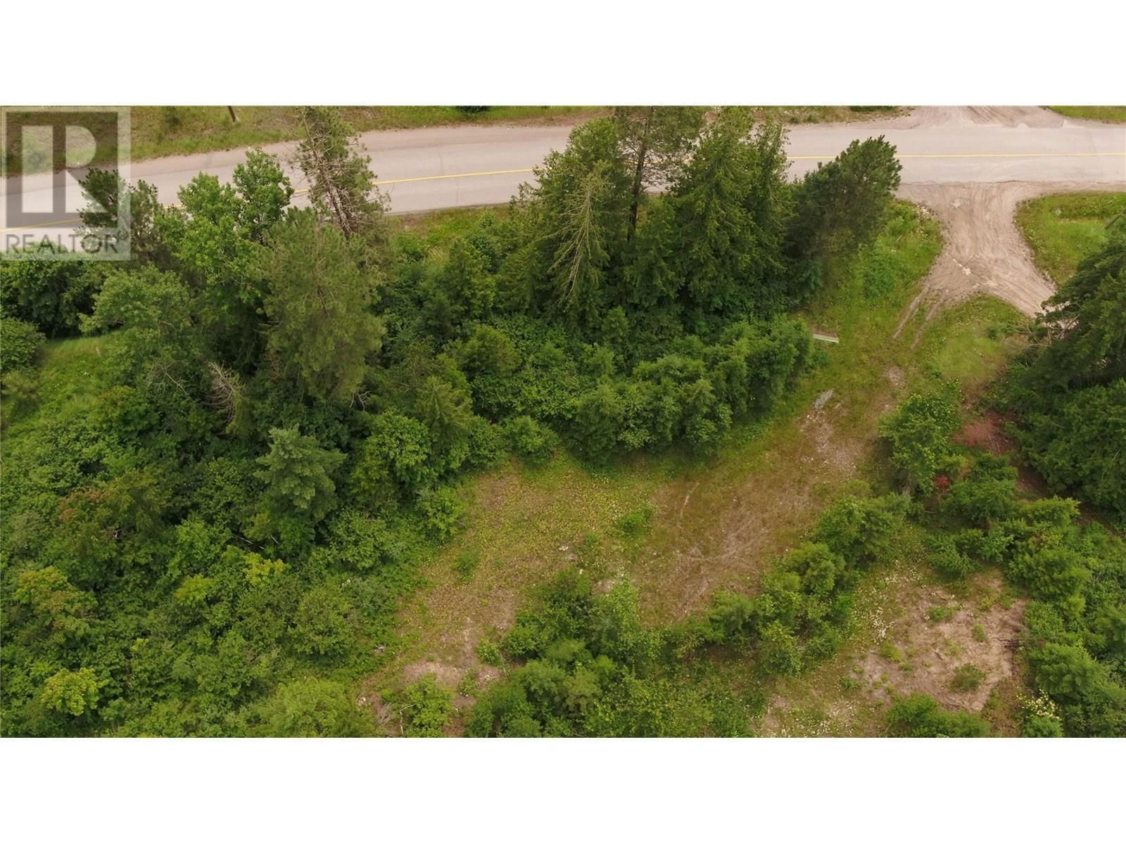 1477 ENDERBY MABEL LAKE ROAD Image 13