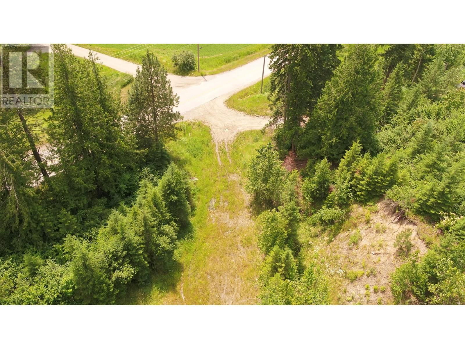 1477 ENDERBY MABEL LAKE ROAD Image 14