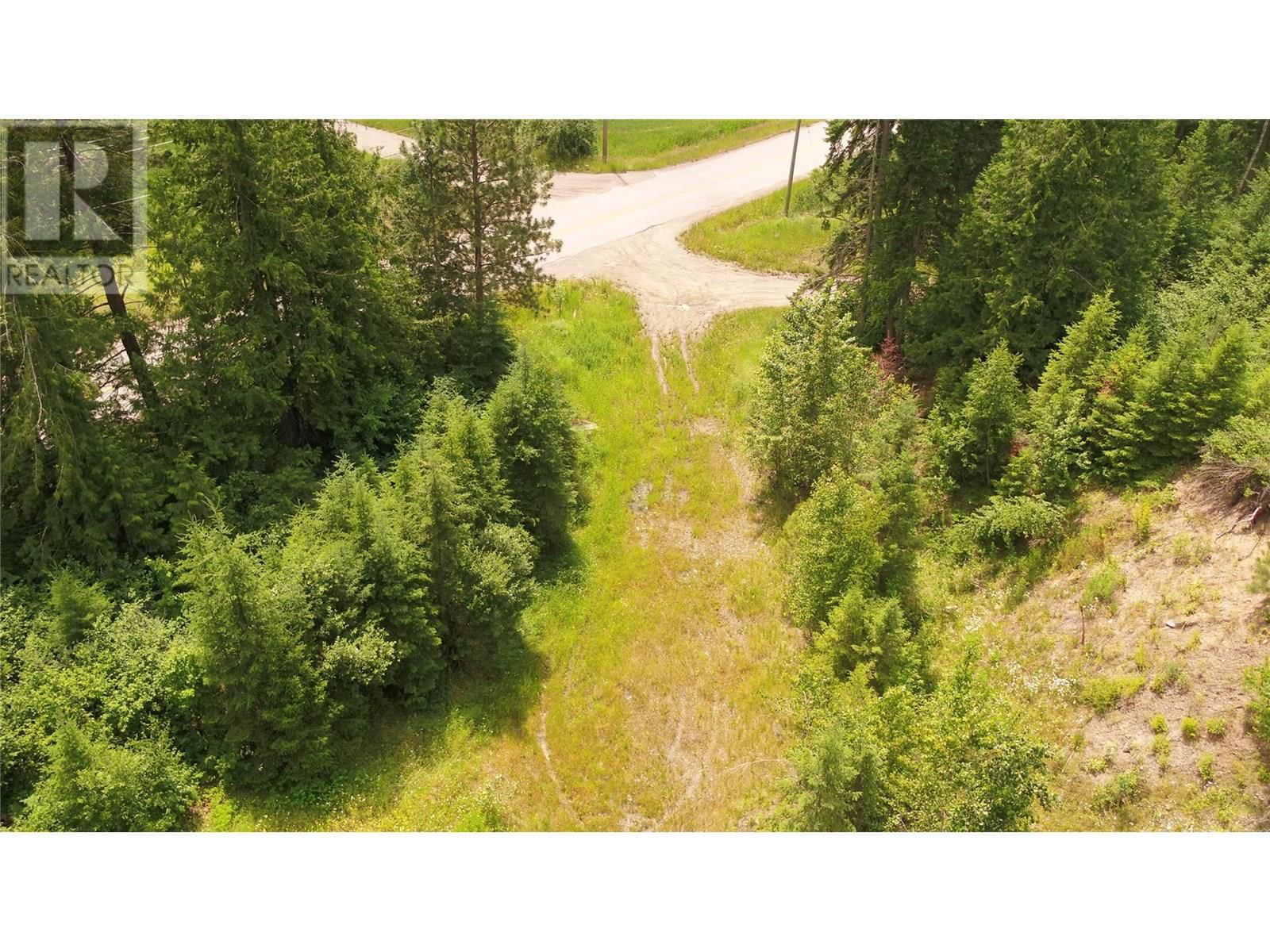 1477 ENDERBY MABEL LAKE ROAD Image 19