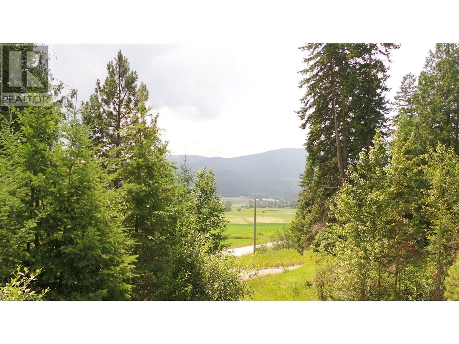 1477 ENDERBY MABEL LAKE ROAD Image 25
