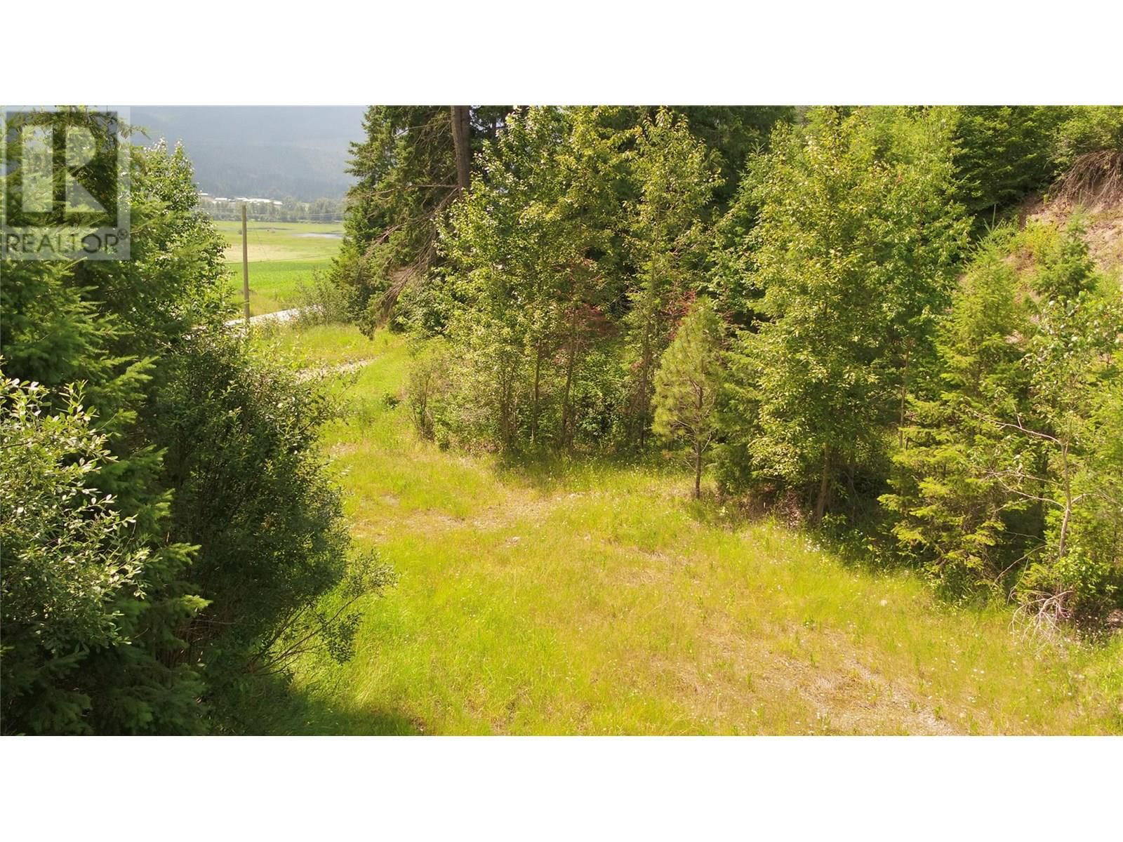 1477 ENDERBY MABEL LAKE ROAD Image 27
