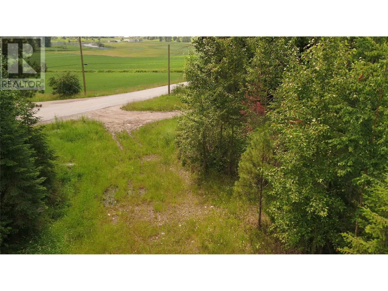 1477 ENDERBY MABEL LAKE ROAD Image 3
