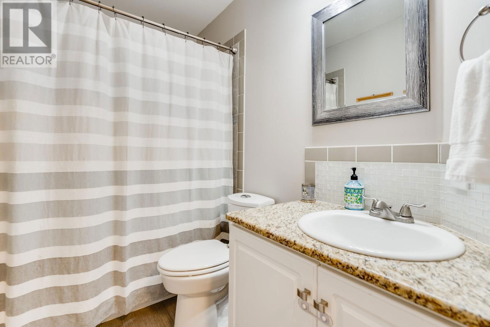 770 WHITE COURT Image 21