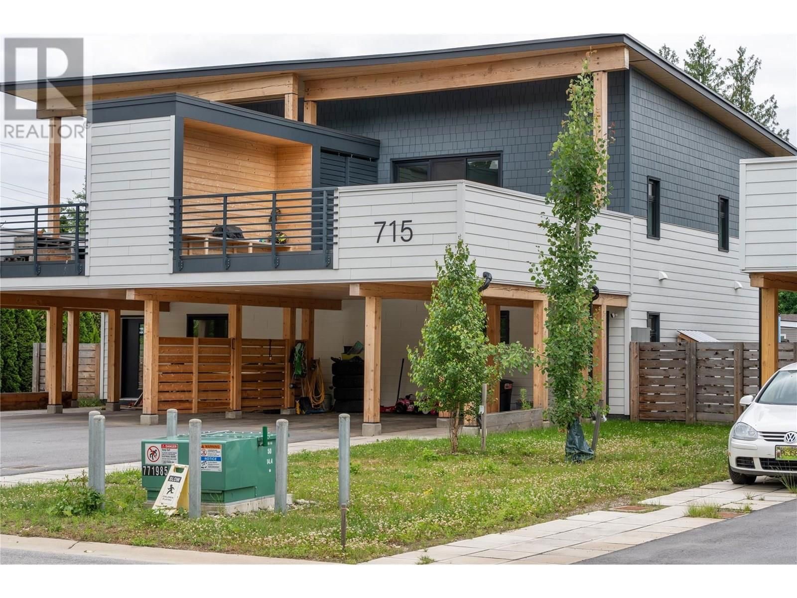 715 OLYNYK ROAD Image 2