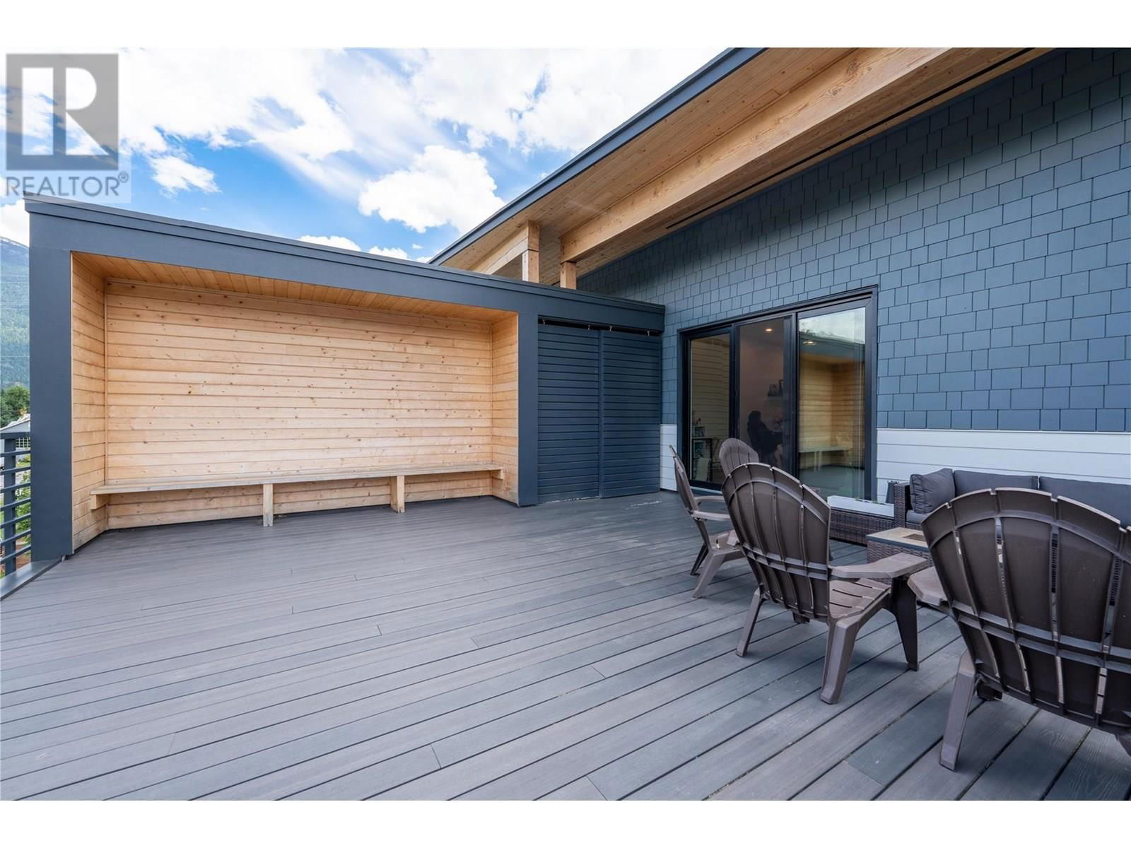715 OLYNYK ROAD Image 34