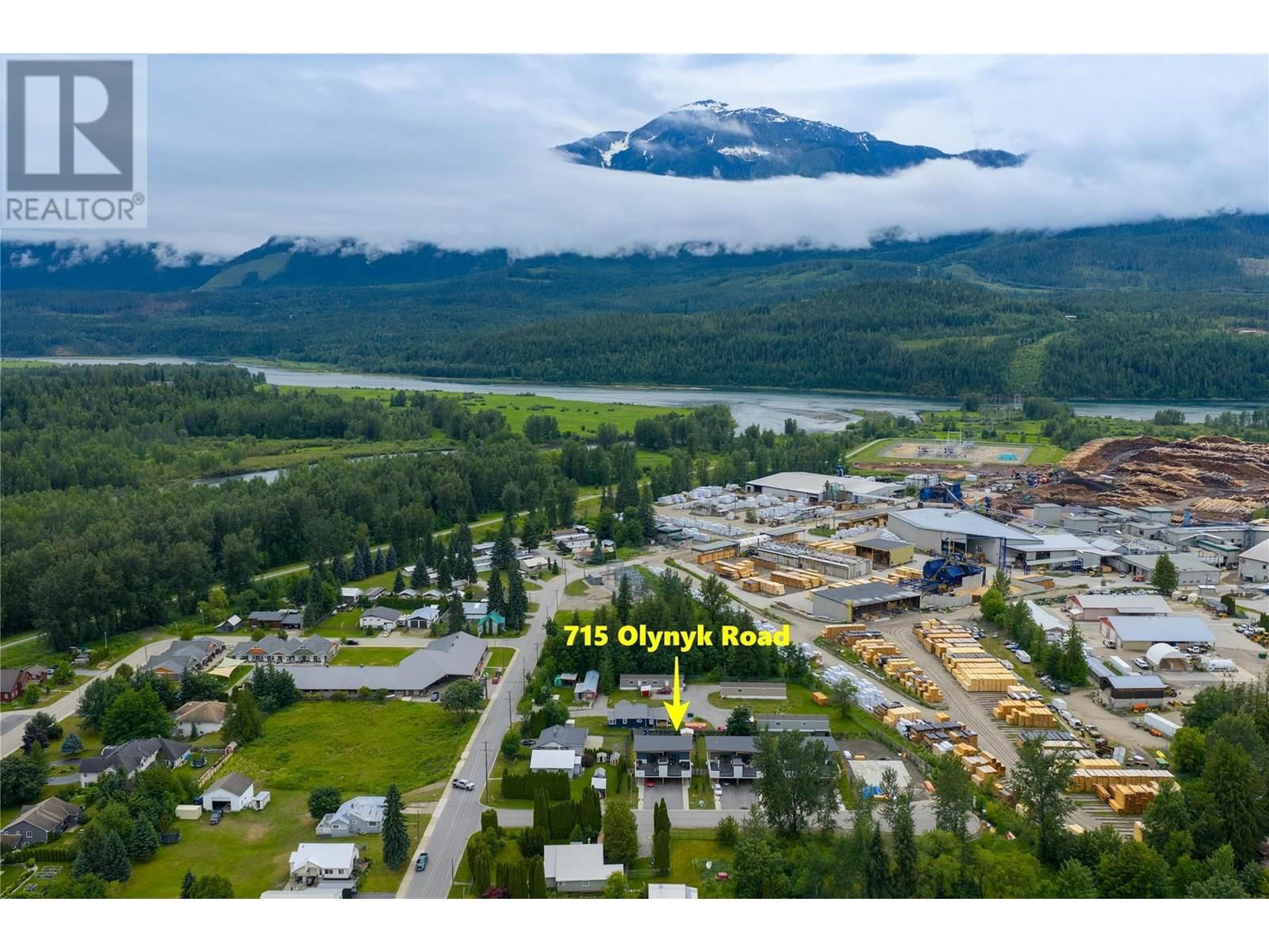 715 OLYNYK ROAD Image 36