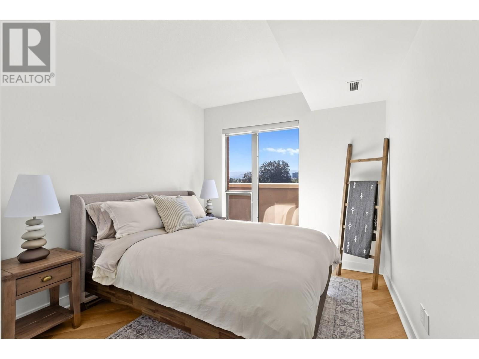 508 - 1160 BERNARD AVENUE Image 30